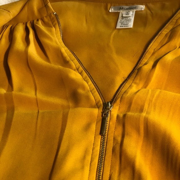 3/4 sleeve top - Picture 2 of 4